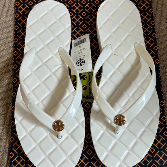 Tory Burch Willa Flip Flops - Picture 1 of 12